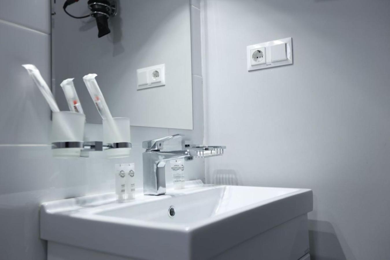 Urban Hotel Biszkek Zewnętrze zdjęcie